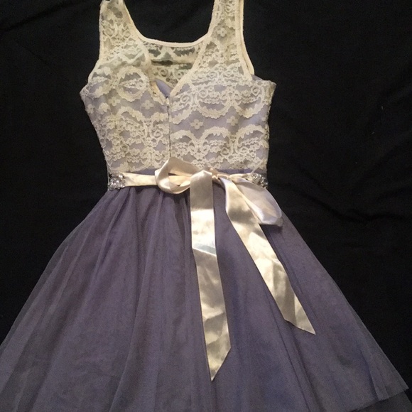 dress - Picture 6 of 8